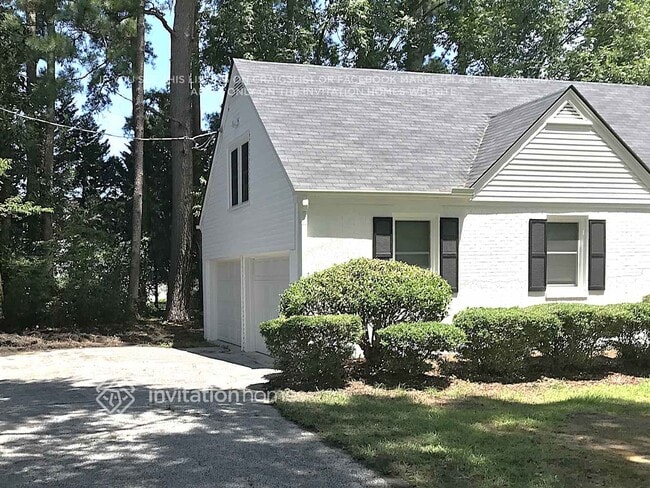 245 Mattox St in Wendell, NC - Foto de edificio - Building Photo