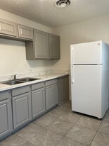 2106 Daley St Apartamentos