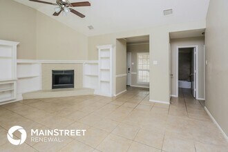 835 Collins Blvd in Cedar Hill, TX - Building Photo - Building Photo