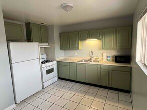 511 Utah St SE in Albuquerque, NM - Building Photo - Building Photo