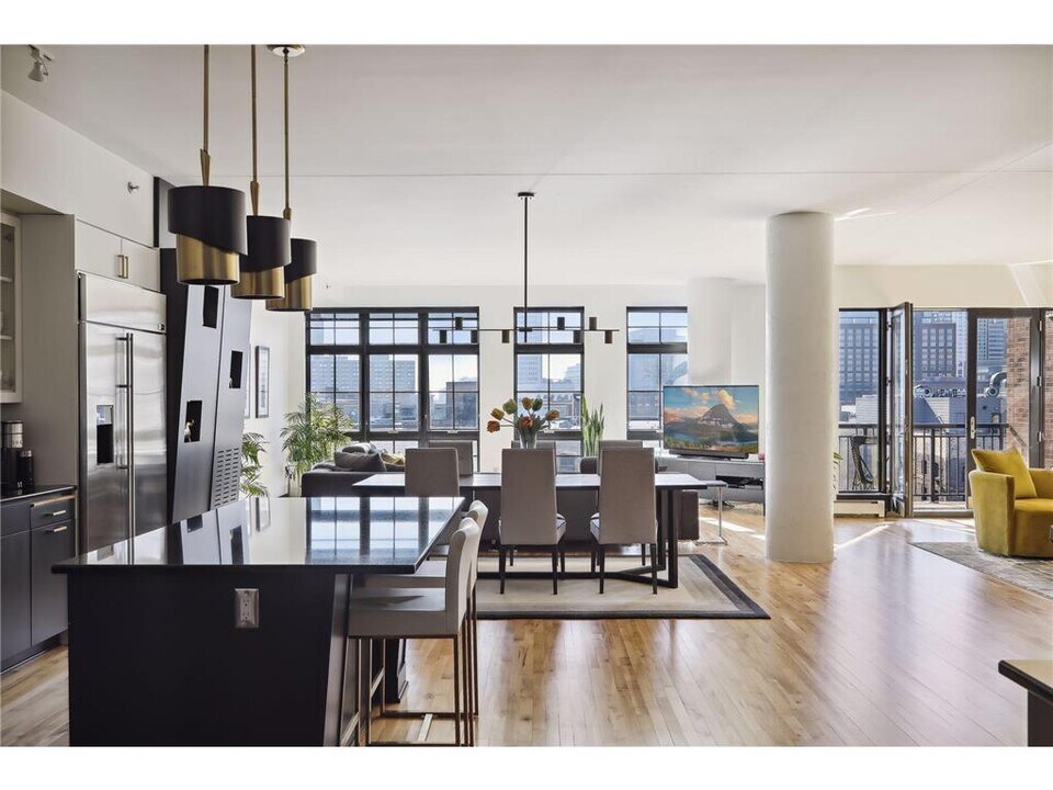 401 N 2nd St in Minneapolis, MN - Building Photo