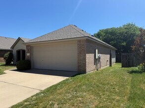 1123 Neuberry Cliffe in Temple, TX - Building Photo - Building Photo