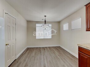 3810 Shimmering Creek Ave in North Las Vegas, NV - Building Photo - Building Photo