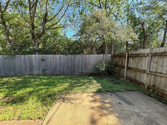 1244 Misty Ln in Duncanville, TX - Building Photo - Building Photo