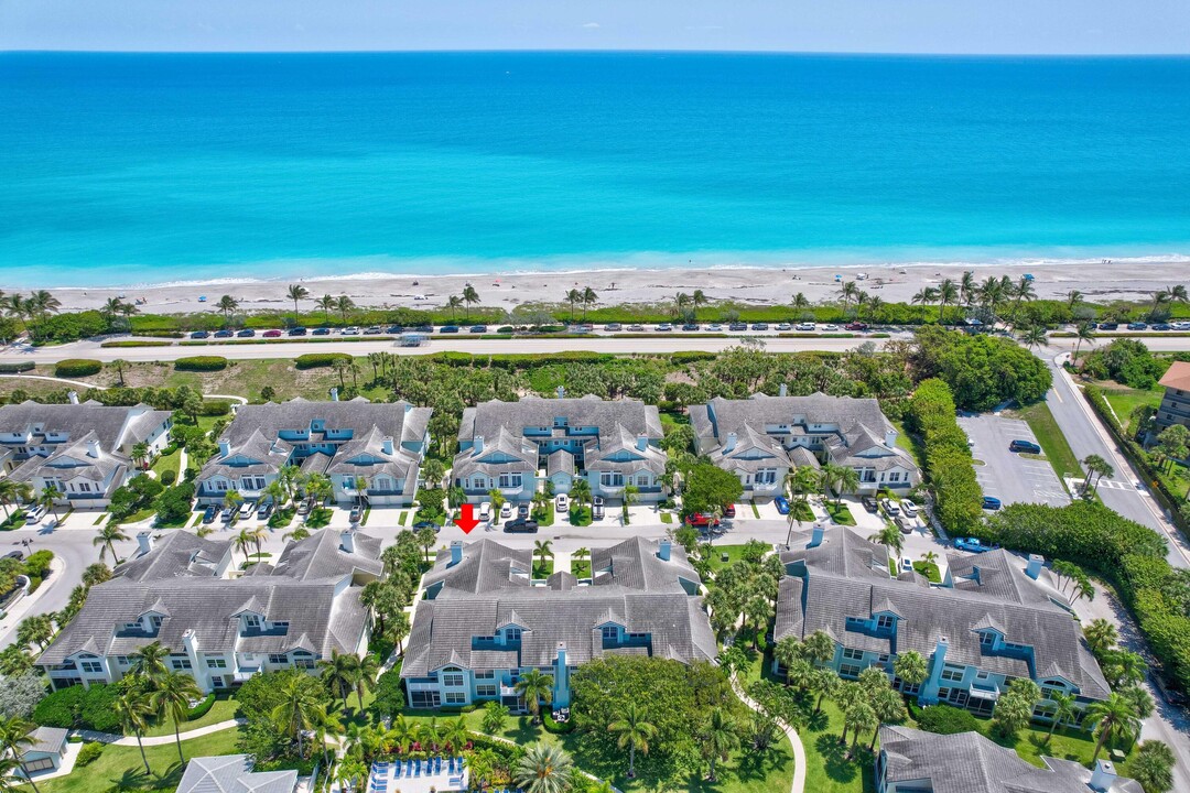 1209 Mainsail Cir in Jupiter, FL - Foto de edificio