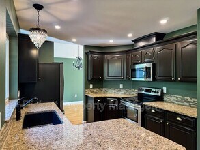 4249 SE Fairway Cir in Port Orchard, WA - Building Photo - Building Photo