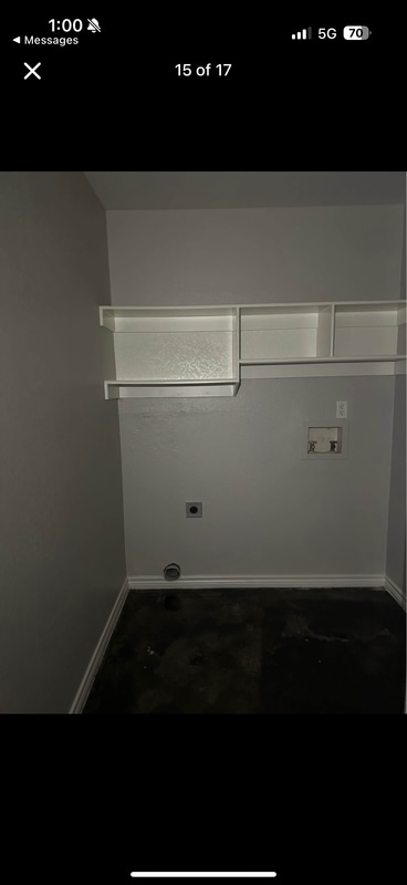 725 E Locust St in Tyler, TX - Foto de edificio - Building Photo