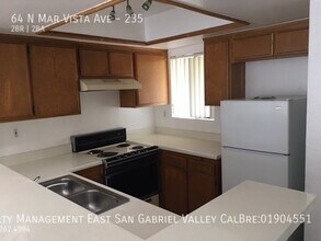64 Mar Vista Ave in Pasadena, CA - Building Photo - Building Photo