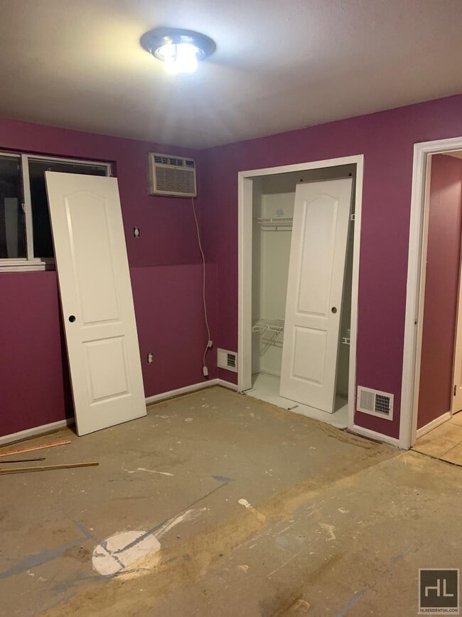 SHARROTTS ROAD, Unit 2 in Staten Island, NY - Building Photo - Building Photo