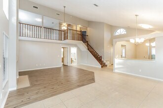 24151 Cross Ln in Land O Lakes, FL - Foto de edificio - Building Photo