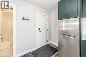 132 Ahrens St W in Kitchener, ON - Building Photo - Building Photo