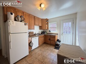45 Beechcroft St, Unit 2 in Boston, MA - Building Photo