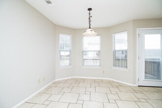 300 Stafford Ct in Smyrna, TN - Foto de edificio - Building Photo