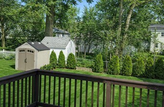 6645 Queens Park Ave in Mayfield Heights, OH - Building Photo - Building Photo