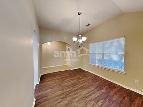 16911 Great Oaks Glen Dr in Houston, TX - Building Photo - Building Photo