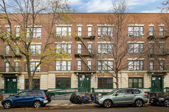 1593 Prospect Pl in Brooklyn, NY - Foto de edificio - Building Photo