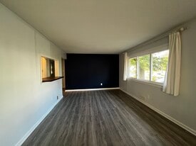 4905 78th Ave in Hyattsville, MD - Building Photo