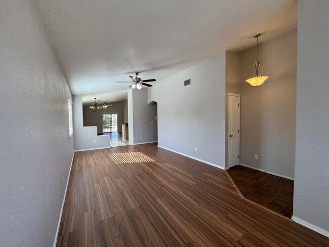 1621 E St Apollonia St in Tucson, AZ - Building Photo - Building Photo