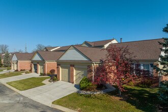 Turnberry Village in Ann Arbor, MI - Building Photo - Building Photo