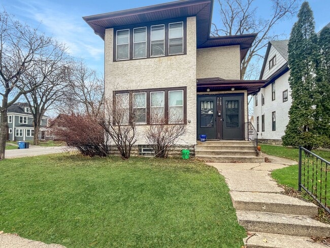 property at 3103 Dupont Ave S
