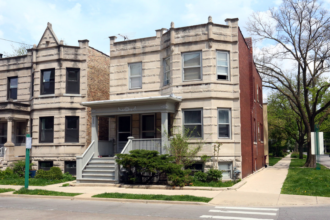 200 N Marion St in Oak Park, IL - Building Photo