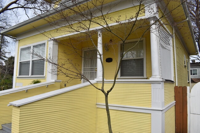 property at 3101 2nd Ave