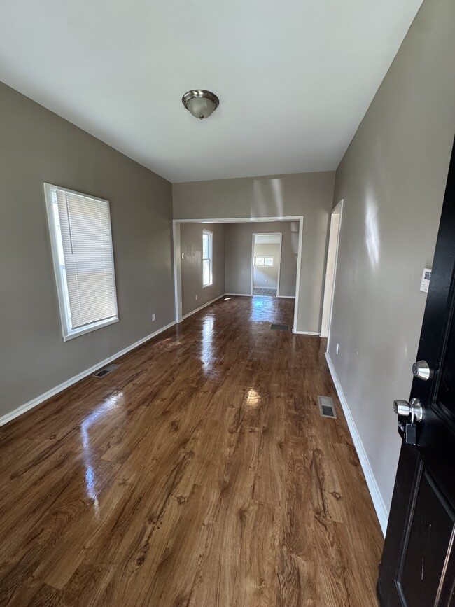 206 N Sutphin St in Middletown, OH - Building Photo - Building Photo