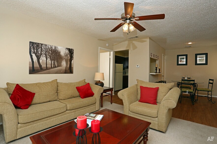 2829 Timmons Ln, Unit 132 Photo