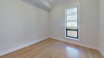 28 Highgate St, Unit 3 in Boston, MA - Building Photo - Building Photo