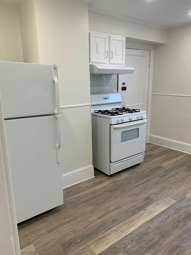 25 Laurel St in Arlington, MA - Building Photo - Building Photo