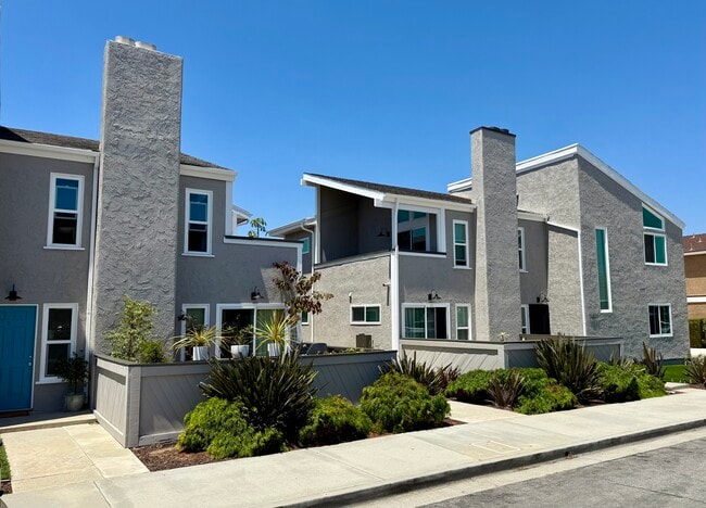 16871 Green Ln, Unit 1 in Huntington Beach, CA - Building Photo - Building Photo
