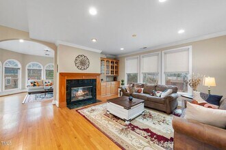 104 Sierra Dr in Chapel Hill, NC - Building Photo - Building Photo