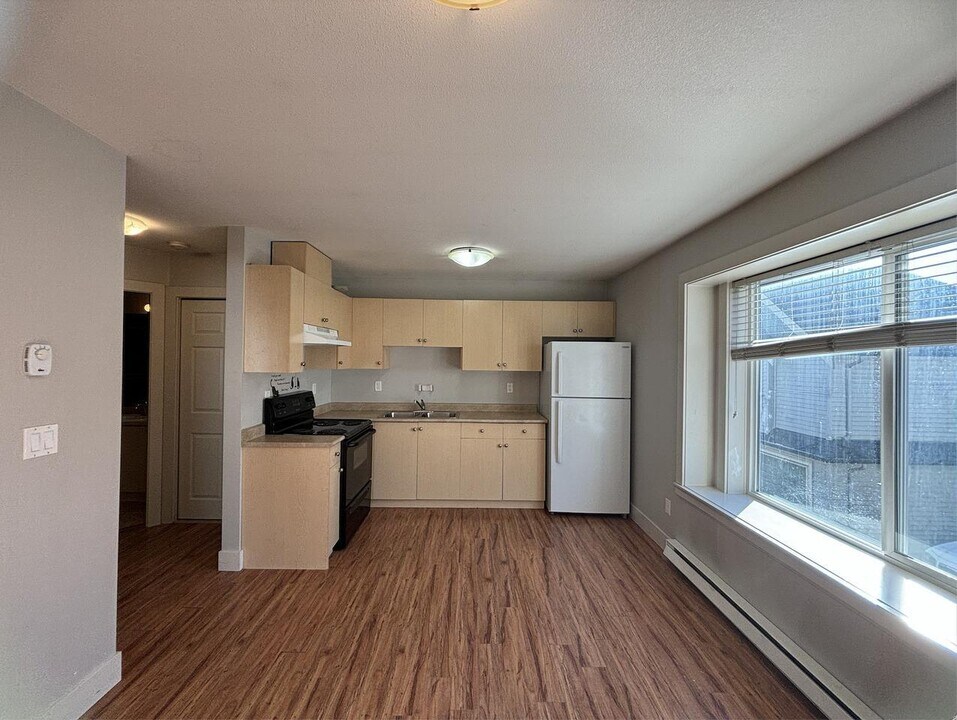 6763-6192 192 St in Surrey, BC - Building Photo