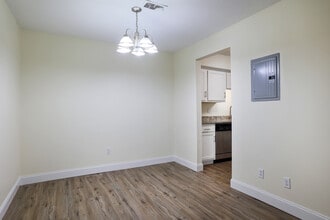 Beacon Village in Burlington, MA - Building Photo - Interior Photo