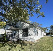 15 Denovion Ct in Sauget, IL - Building Photo