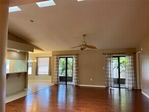 2564 Islander Ct in Palm Harbor, FL - Building Photo - Building Photo