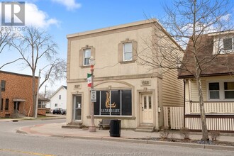 1093 Erie St E in Windsor, ON - Building Photo - Building Photo