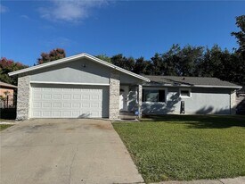 7553 Laurel Springs Dr, Unit 1 in Winter Park, FL - Building Photo