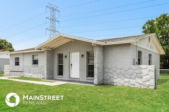 8516 Gold Ridge Cir in Tampa, FL - Building Photo - Building Photo