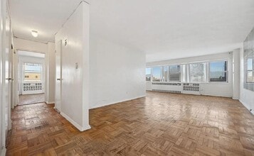 3131 Grand Concourse in Bronx, NY - Building Photo - Building Photo