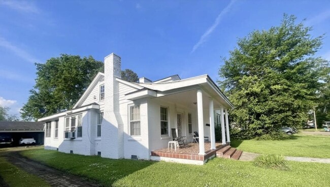 58 Snider St in Grenada, MS - Building Photo - Building Photo