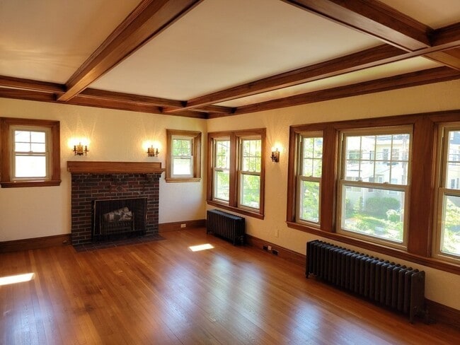 133 Fairview Ave in Belmont, MA - Building Photo - Building Photo