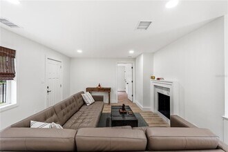 4501 N Highland Ave in Tampa, FL - Building Photo - Building Photo