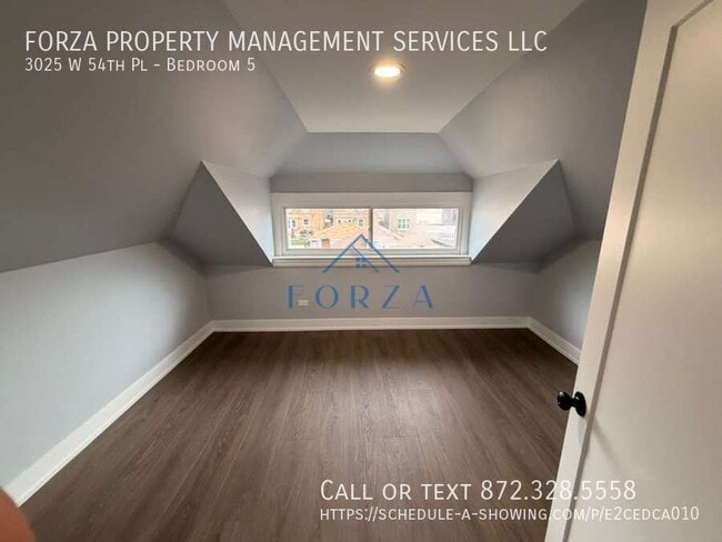 property at 3025 W 54th Pl