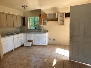 2351 Desoto Dr in Baton Rouge, LA - Building Photo - Building Photo