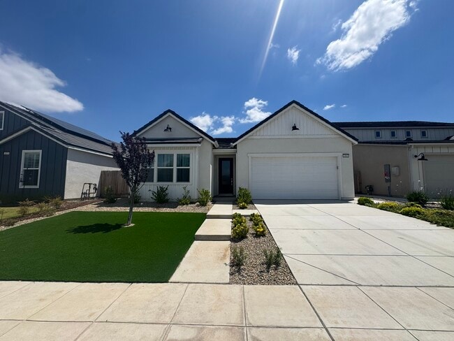 property at 1083 Traverse Dr S