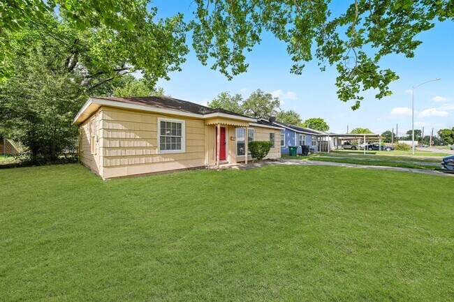 5412 Starling St in Houston, TX - Building Photo - Building Photo