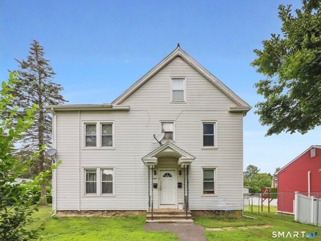 property at 8 Garden St