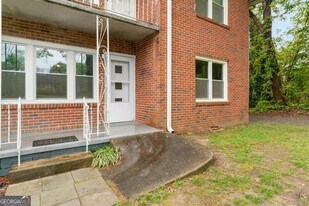 147 Burnside St in Jonesboro, GA - Building Photo
