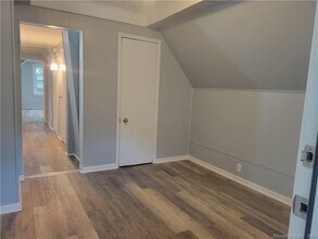 85 High St in Ansonia, CT - Building Photo - Building Photo